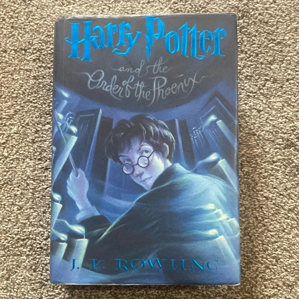 Harry Potter and the Order of the Phoenix by J. K. Rowling - Picture 1 of 5